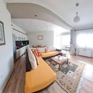 https://your-home-away-from-home.albaniahotels.org